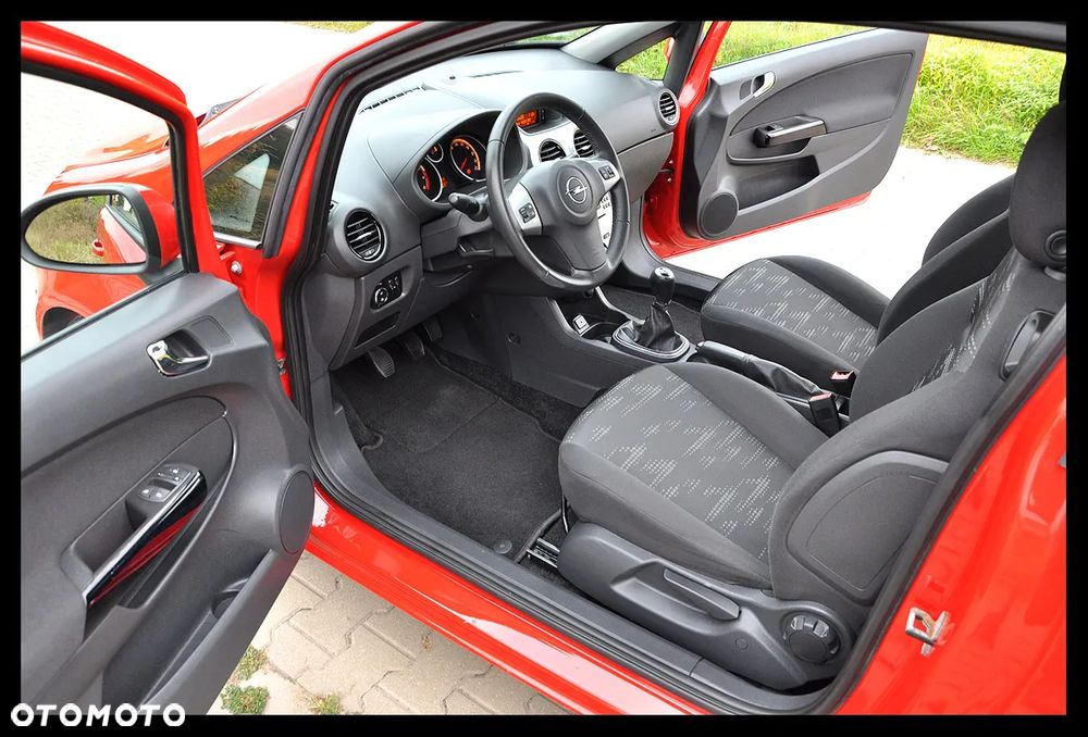 Opel Corsa 1.4 16V Satellite - 25