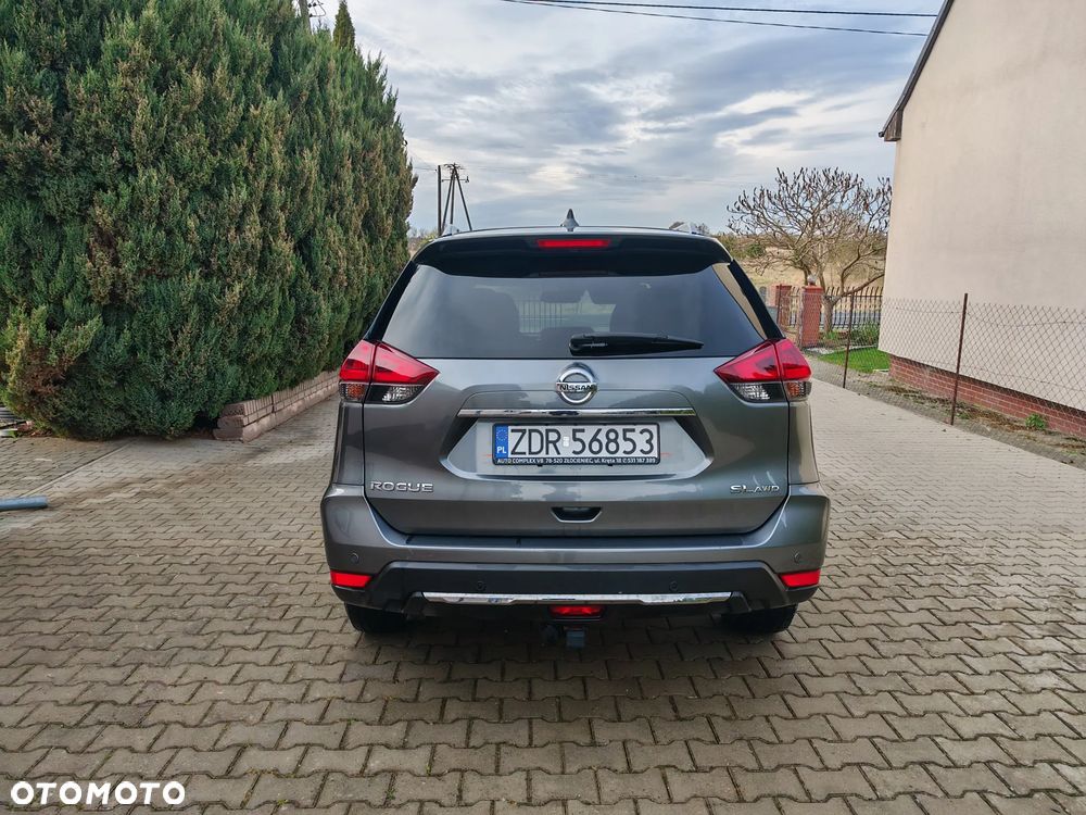 Nissan Rogue - 5