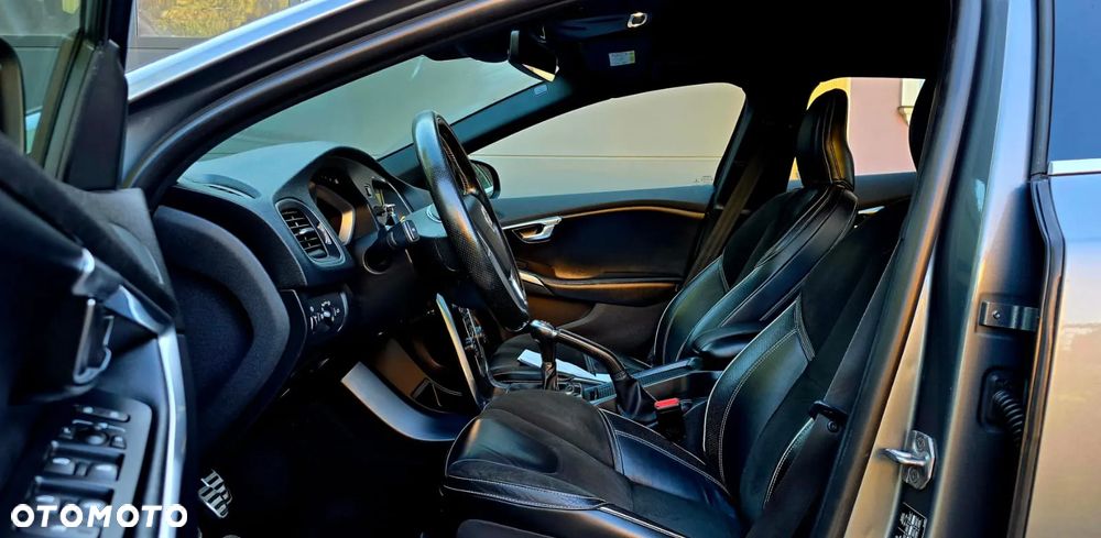 Volvo V40 - 20