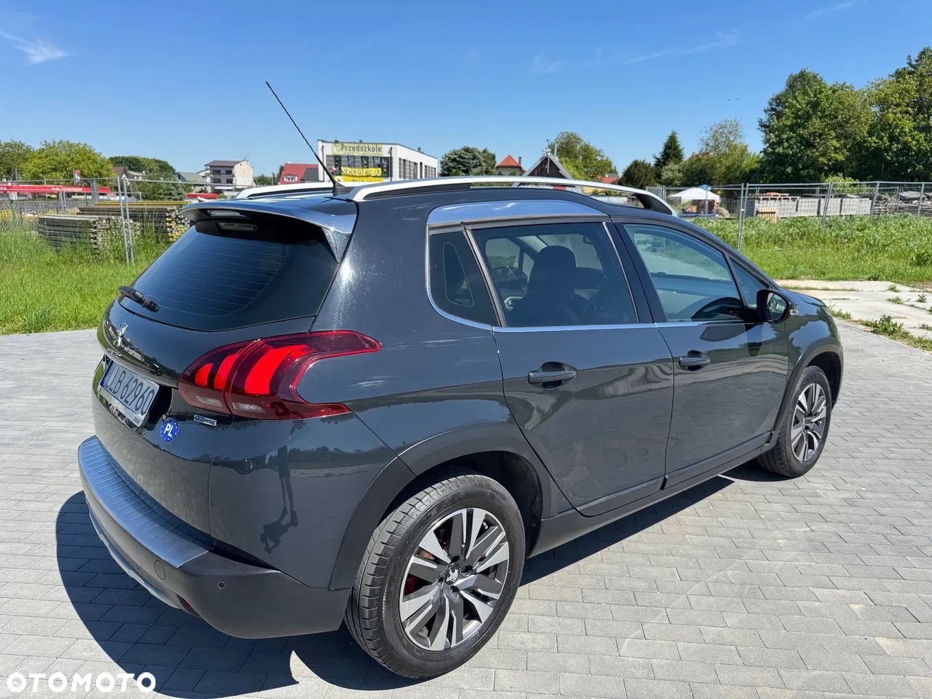 Peugeot 2008 1.2 Pure Tech Active S&S - 13