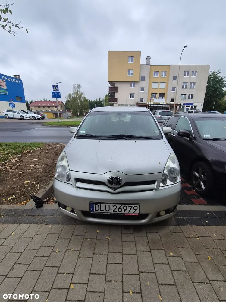 Toyota Corolla Verso 1.8 Gold - 9