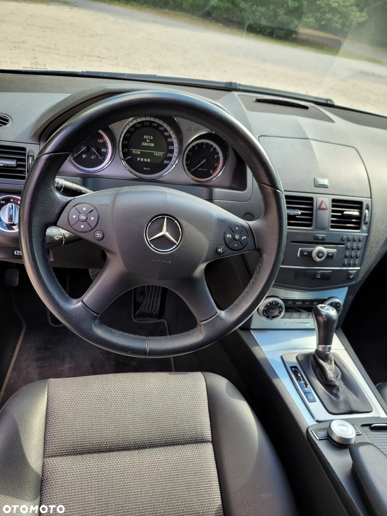 Mercedes-Benz Klasa C 180 T CGI Automatik BlueEFFICIENCY Avantgarde - 7