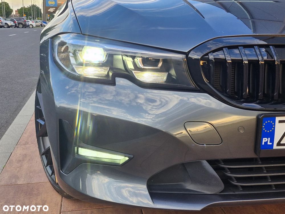 BMW Seria 3 320d Edition M Sport Shadow - 7