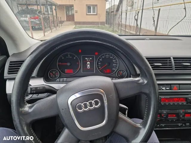 Audi A4 2.0 TDI - 4