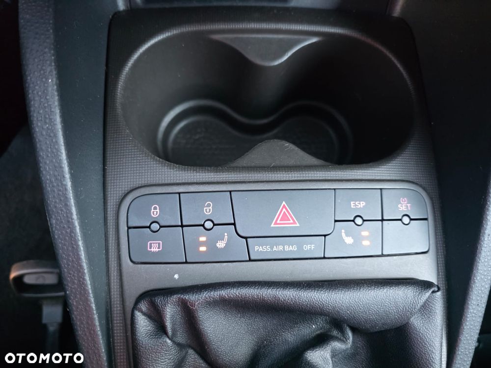 Seat Ibiza SC 1.2 TSI Ecomotive Sport - 17