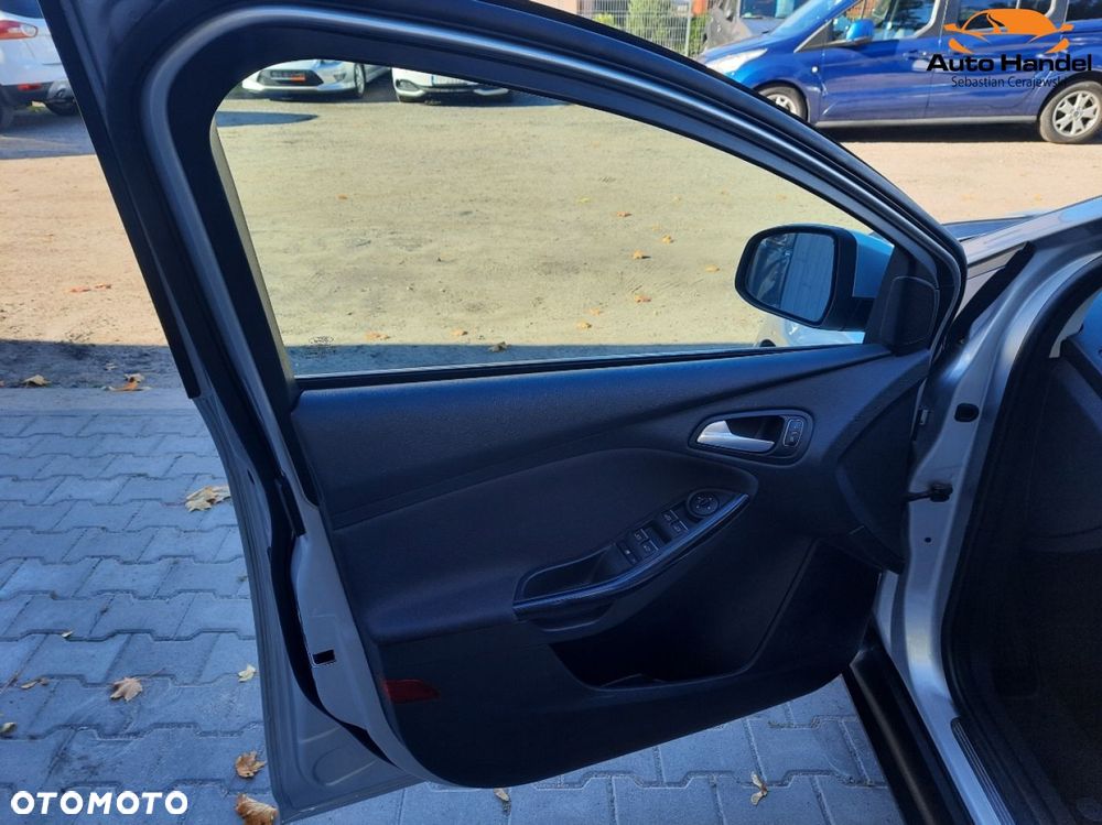 Ford Focus 2.0 TDCi Titanium ASS PowerShift - 37