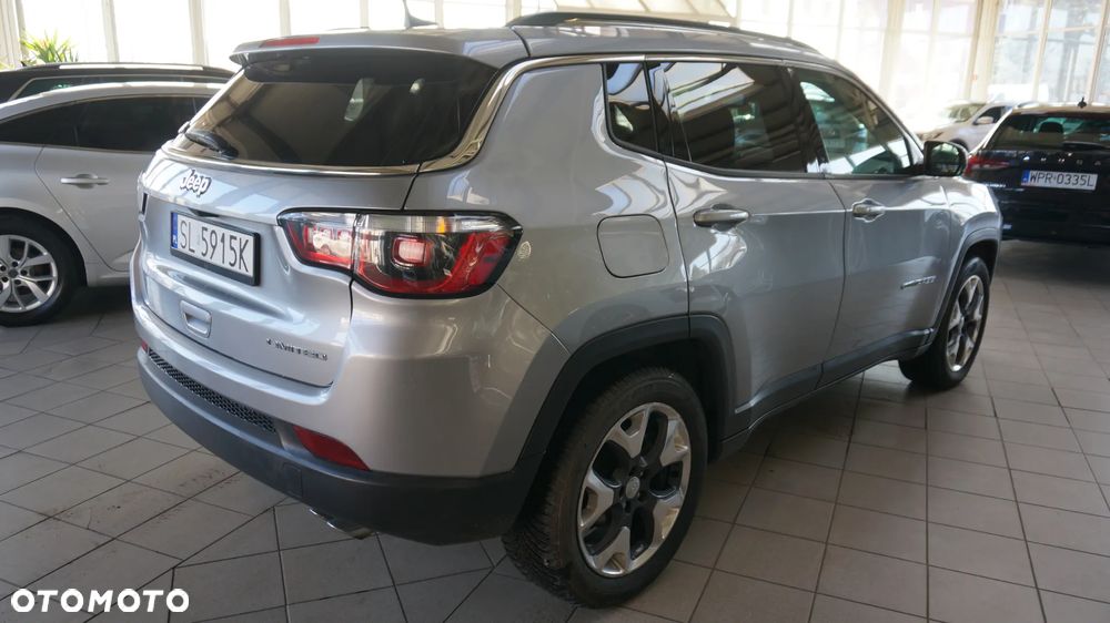 Jeep Compass - 11