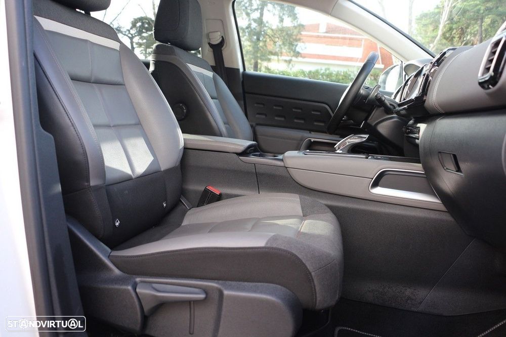 Citroën C5 Aircross 1.5 BlueHDi Shine Pack EAT8 - 16