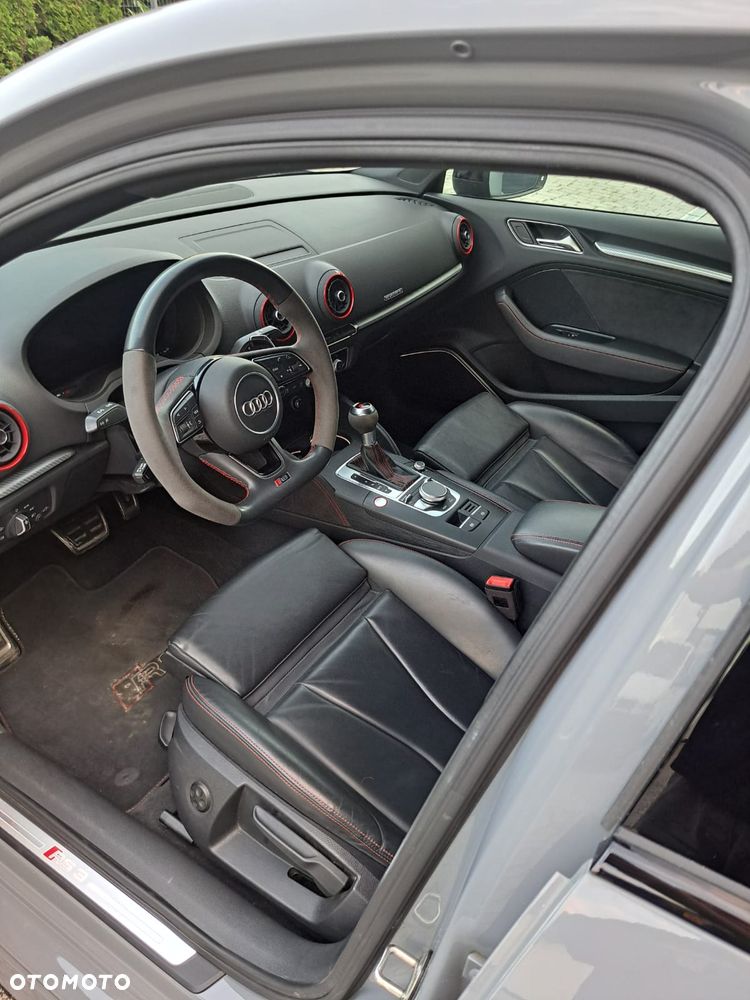Audi RS3 Limousine TFSI quattro S tronic - 24