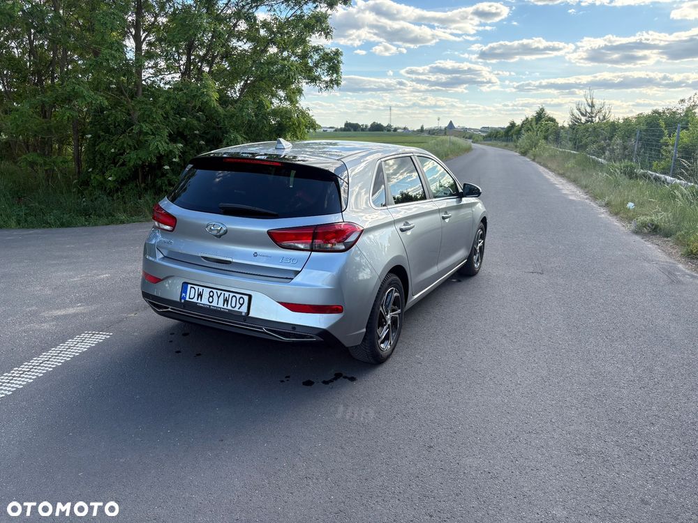 Hyundai i30 1.5 T-GDI 48V Premium DCT - 6