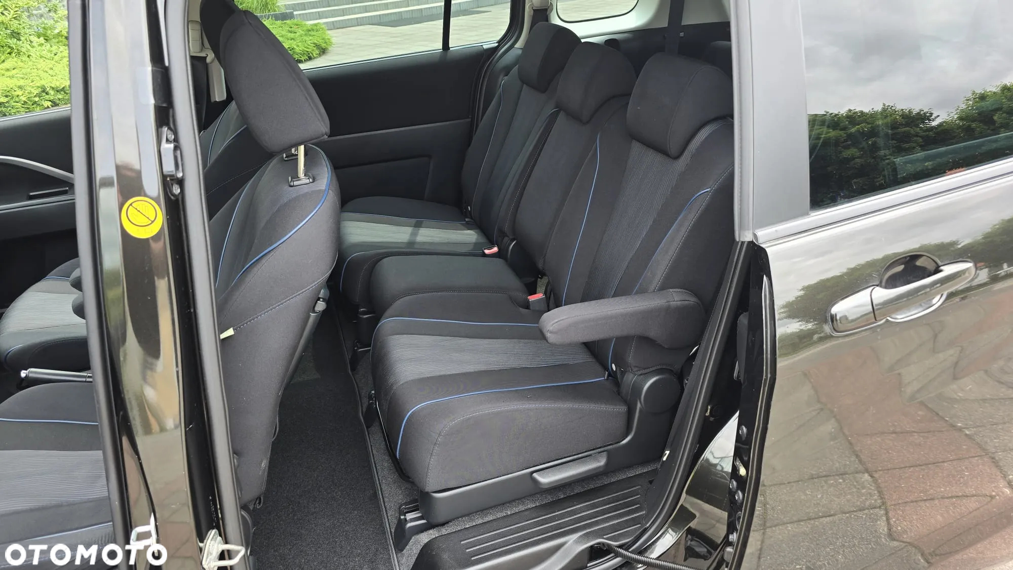 Mazda 5 - 32