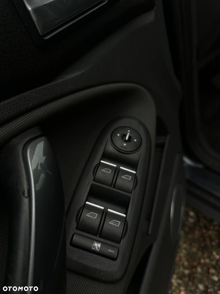 Ford Kuga 2.0 TDCi 4x4 Titanium - 20