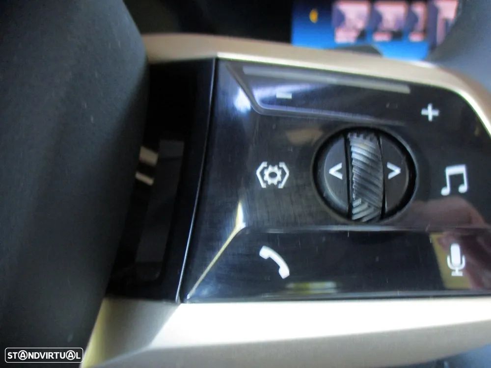 BMW iX xDrive 50 Pack Desportivo - 35