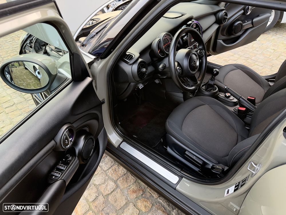 MINI 5 Portas One D - 37