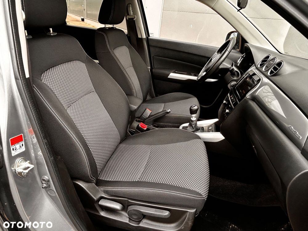 Suzuki Vitara 1.6 DDiS (4x4) Allgrip Comfort+ - 28