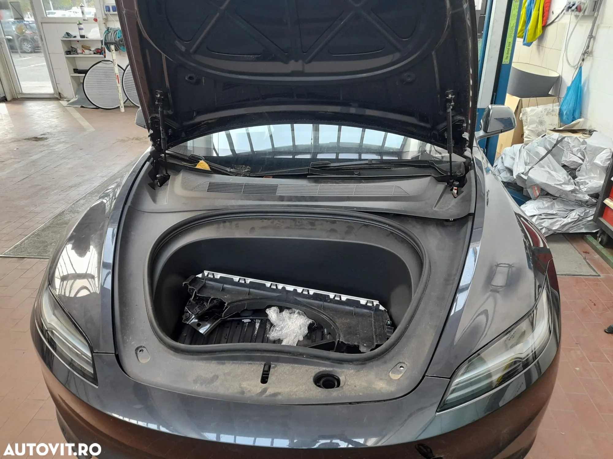 Tesla Model 3 AWD Long Range - 17