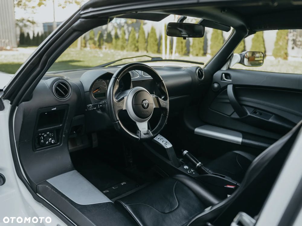 Tesla Roadster - 17