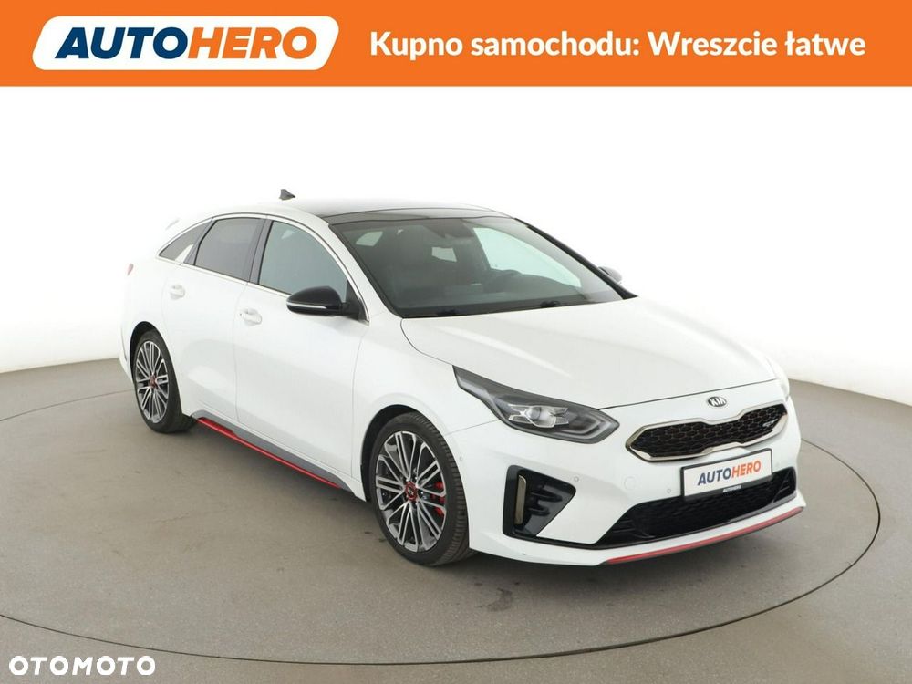Kia ProCeed 1.6 T-GDI GT DCT - 10
