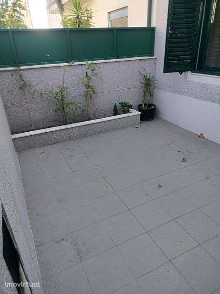 Casa moradia zona de Ramalde Porto - Grande imagem: 3/12