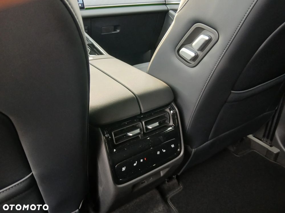 Chery Tiggo 9 - 16