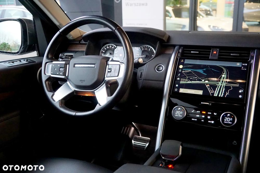 Land Rover Discovery D250 SE - 29