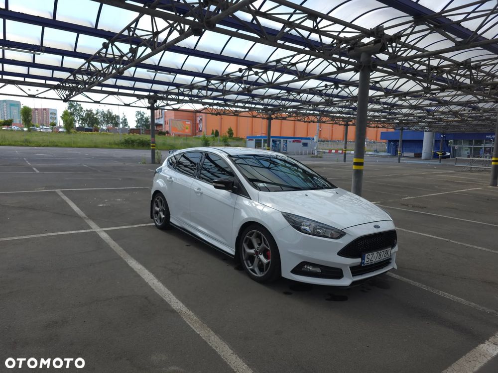 Ford Focus - 10