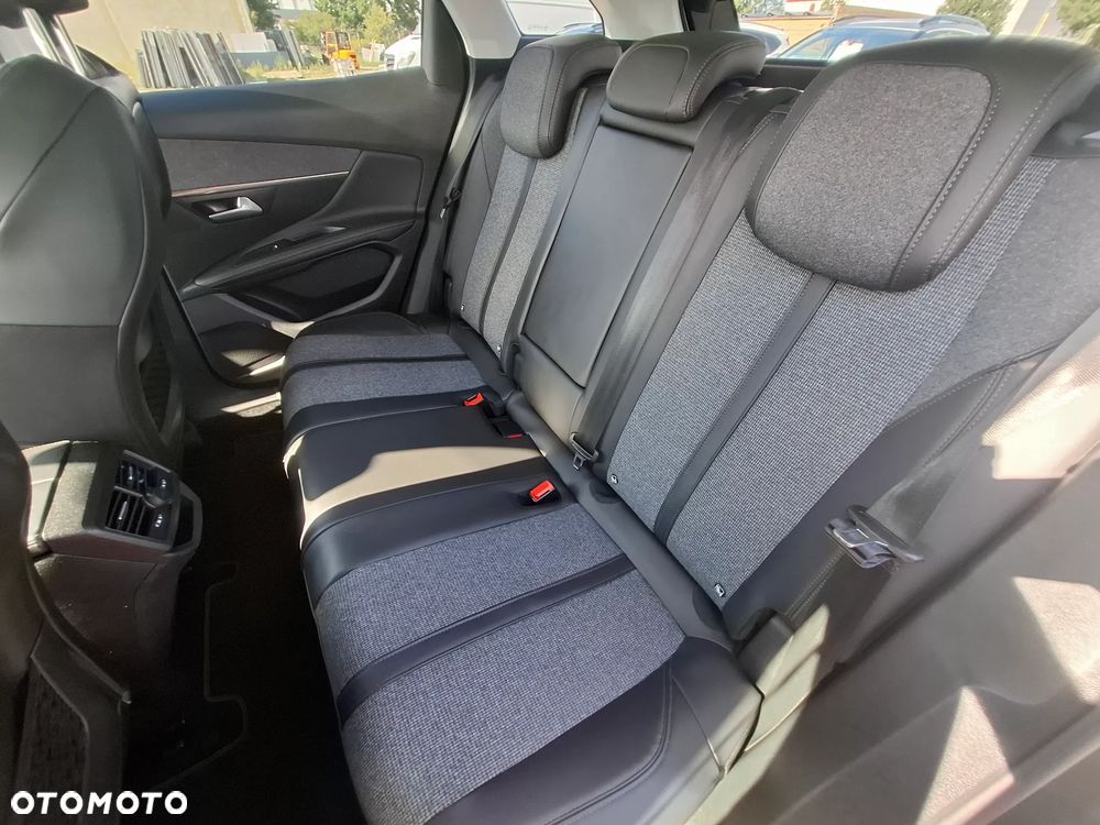 Peugeot 3008 PureTech 130 Stop & Start GPF Active - 11
