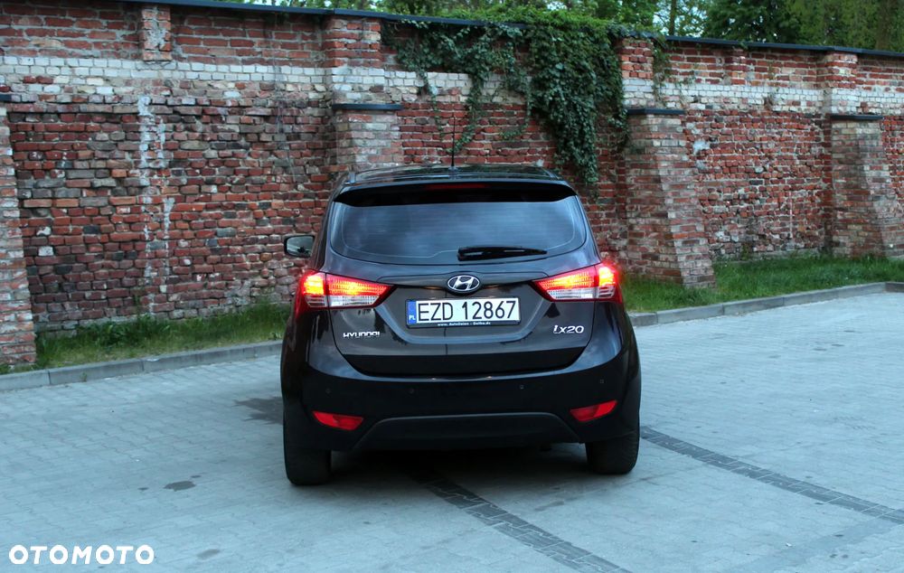Hyundai ix20 1.4 blue Comfort - 9