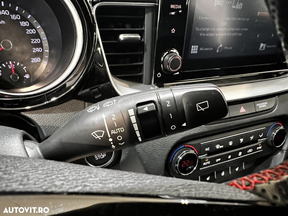 Kia Ceed - 13