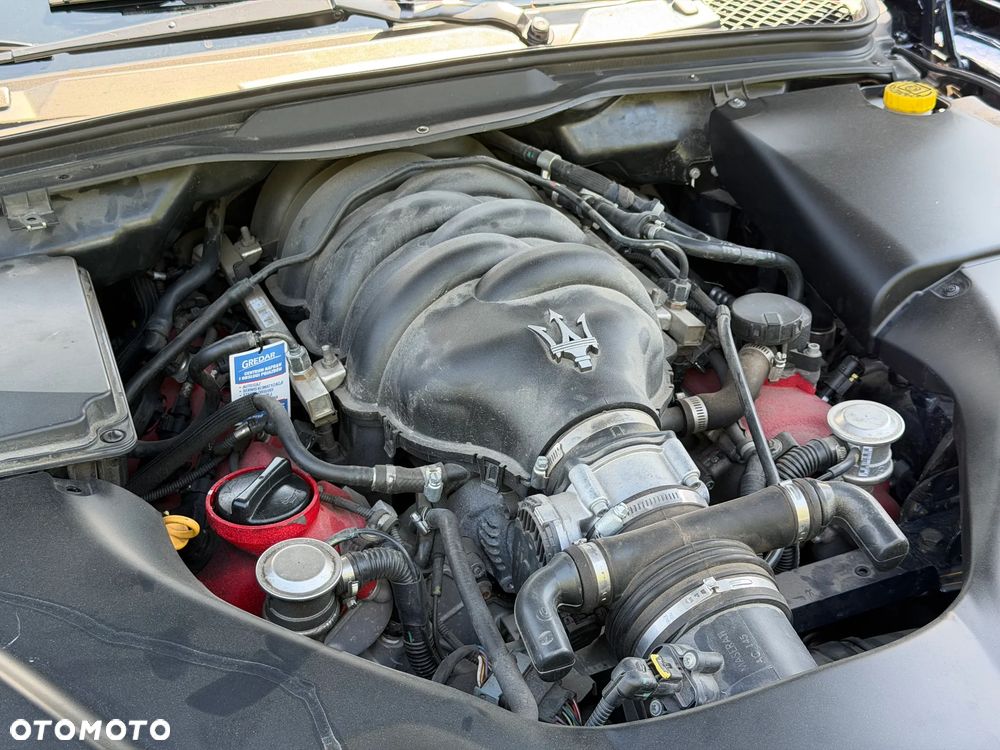 Maserati GranTurismo S - 25