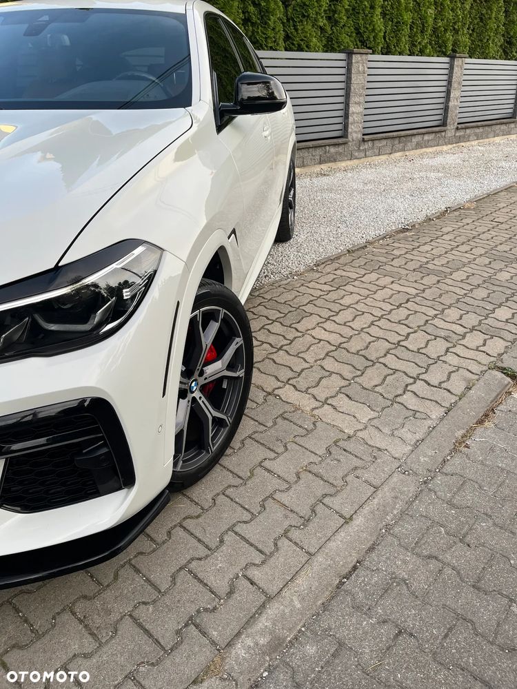 BMW X6 xDrive40i - 29