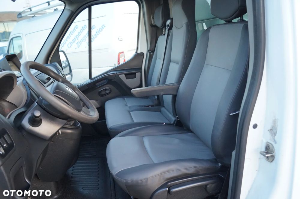 Renault Master - 31