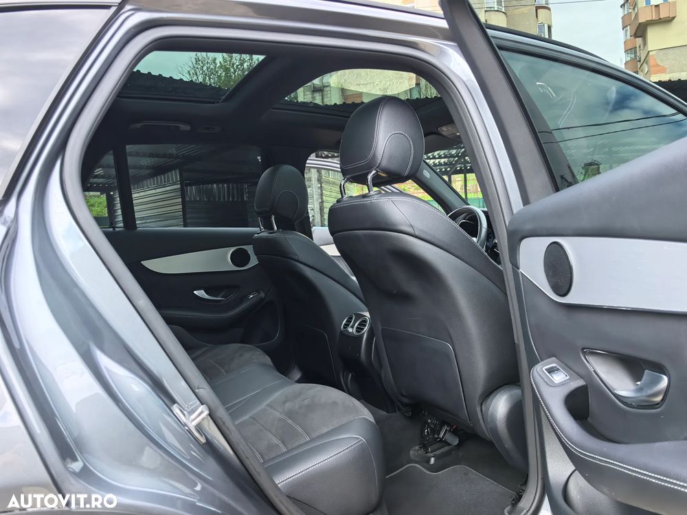 Mercedes-Benz GLC 300 de 4Matic 9G-TRONIC AMG Line - 15