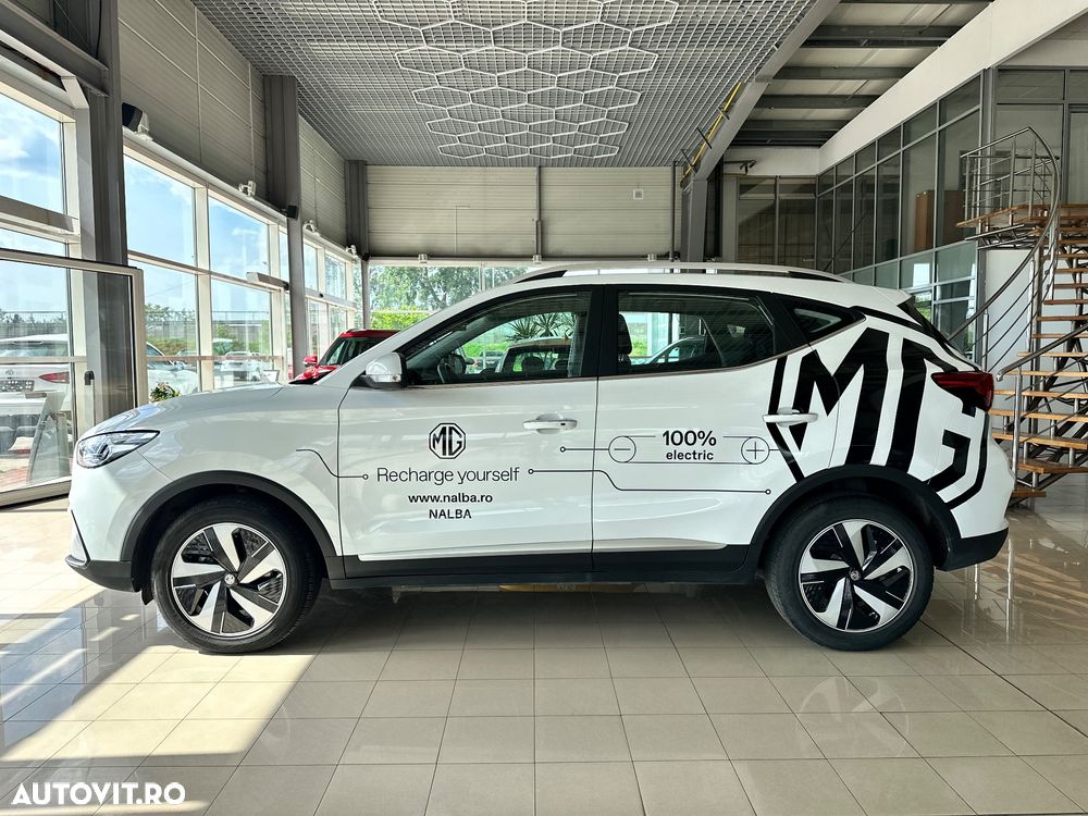 MG ZS EV - 3