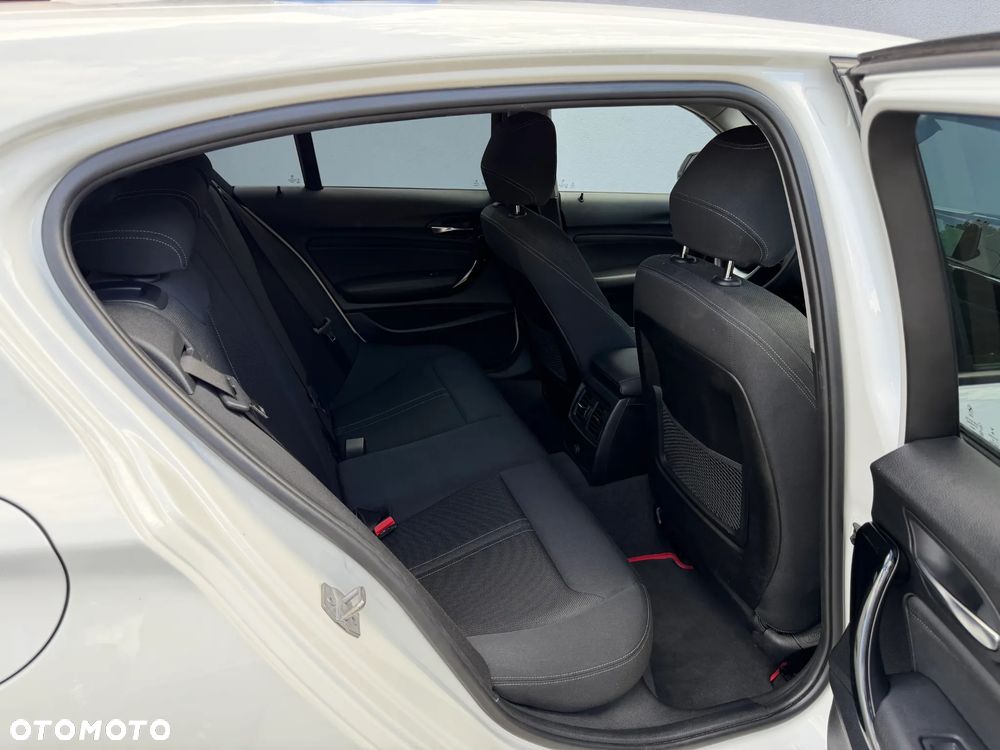 BMW Seria 1 118i Urban Line - 12