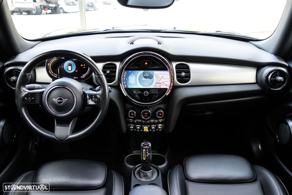 MINI 3 Portas Cooper E Classic S - 15
