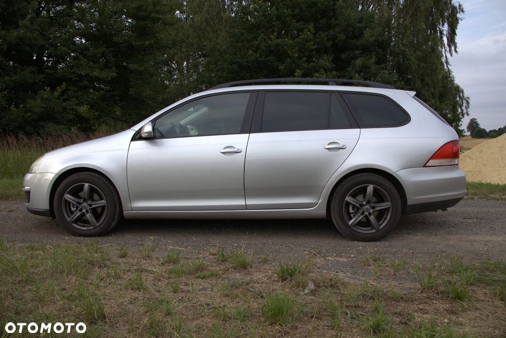Volkswagen Golf 1.6 Comfortline - 8