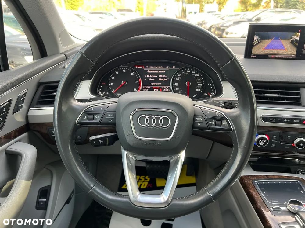 Audi Q7 3.0 TFSI Quattro Tiptronic - 12