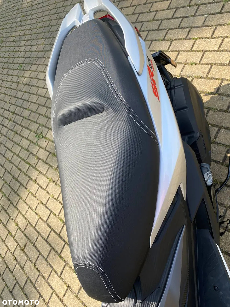 Aprilia SR - 12