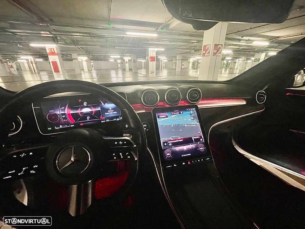 Mercedes-Benz C 220 d AMG Line - 4