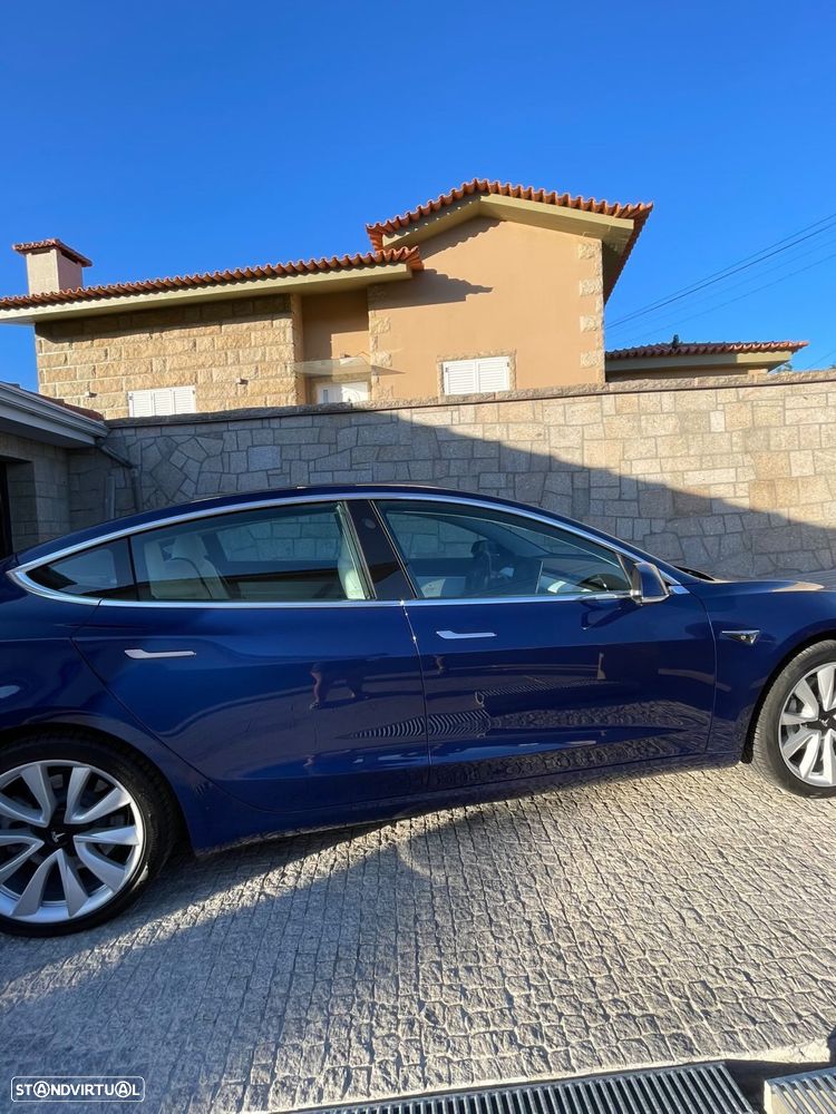 Tesla Model 3 Long Range Tração Traseira - 5