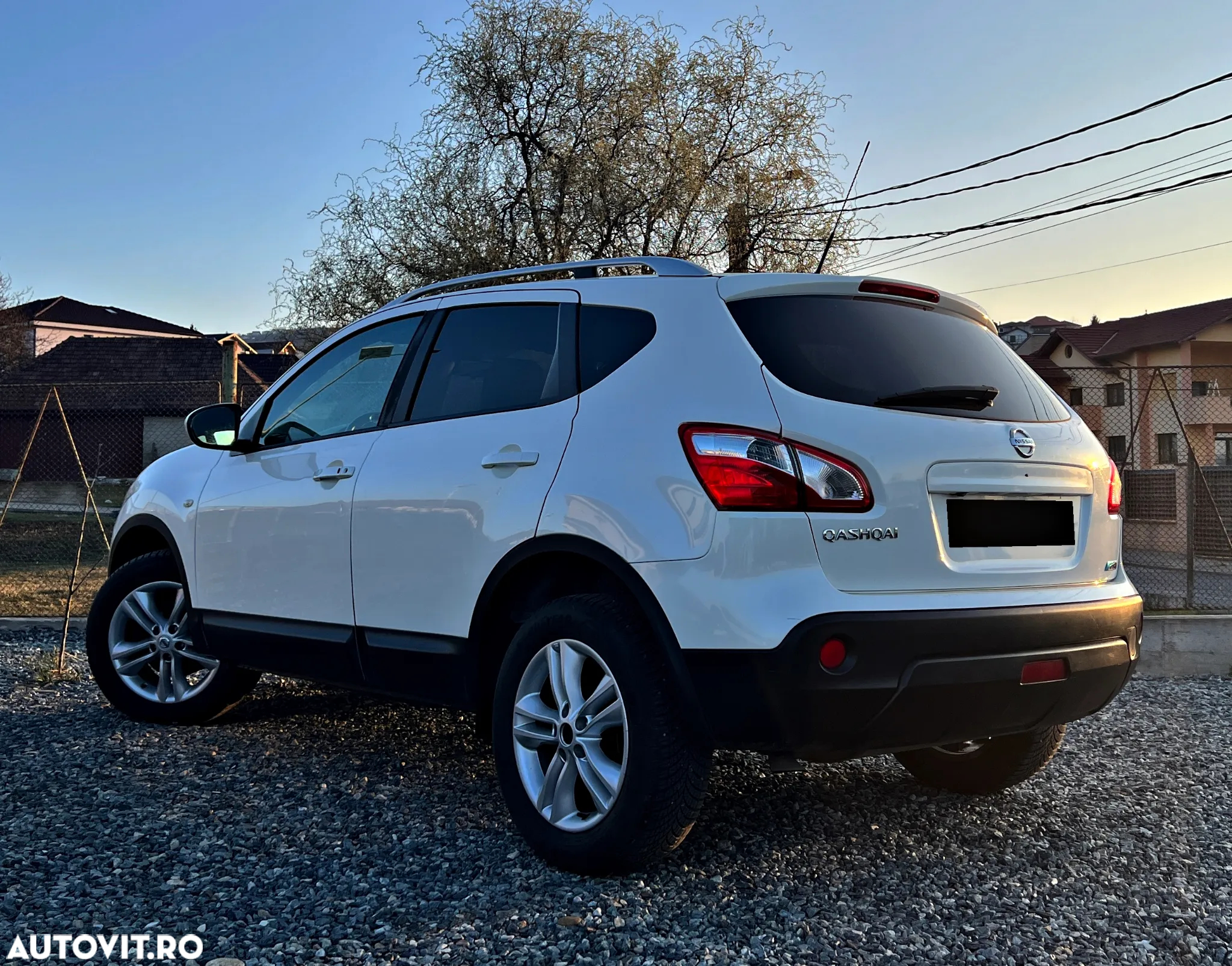Nissan Qashqai 1.6 DCI TEKNA - 4