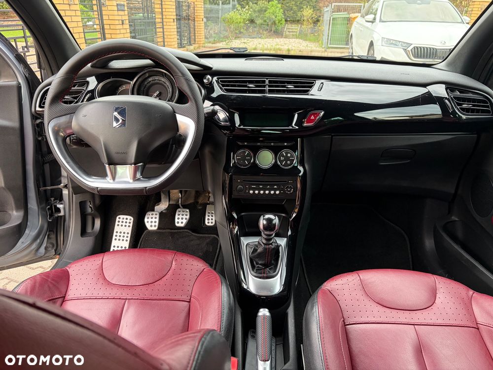 Citroën DS3 1.6 THP SportChic - 11