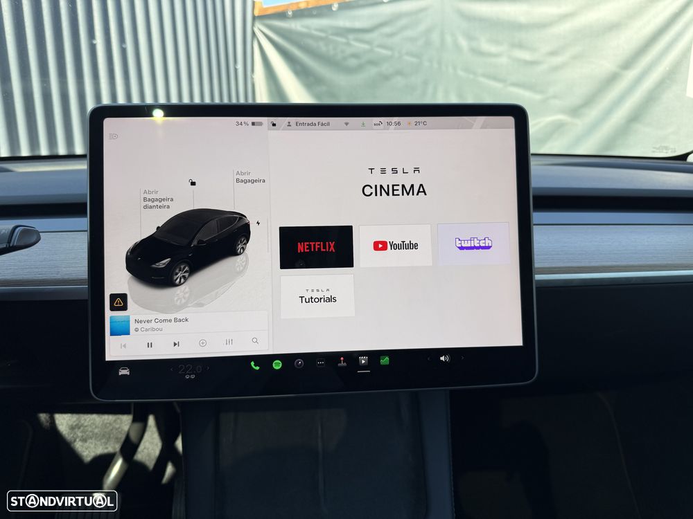 Tesla Model Y - 19