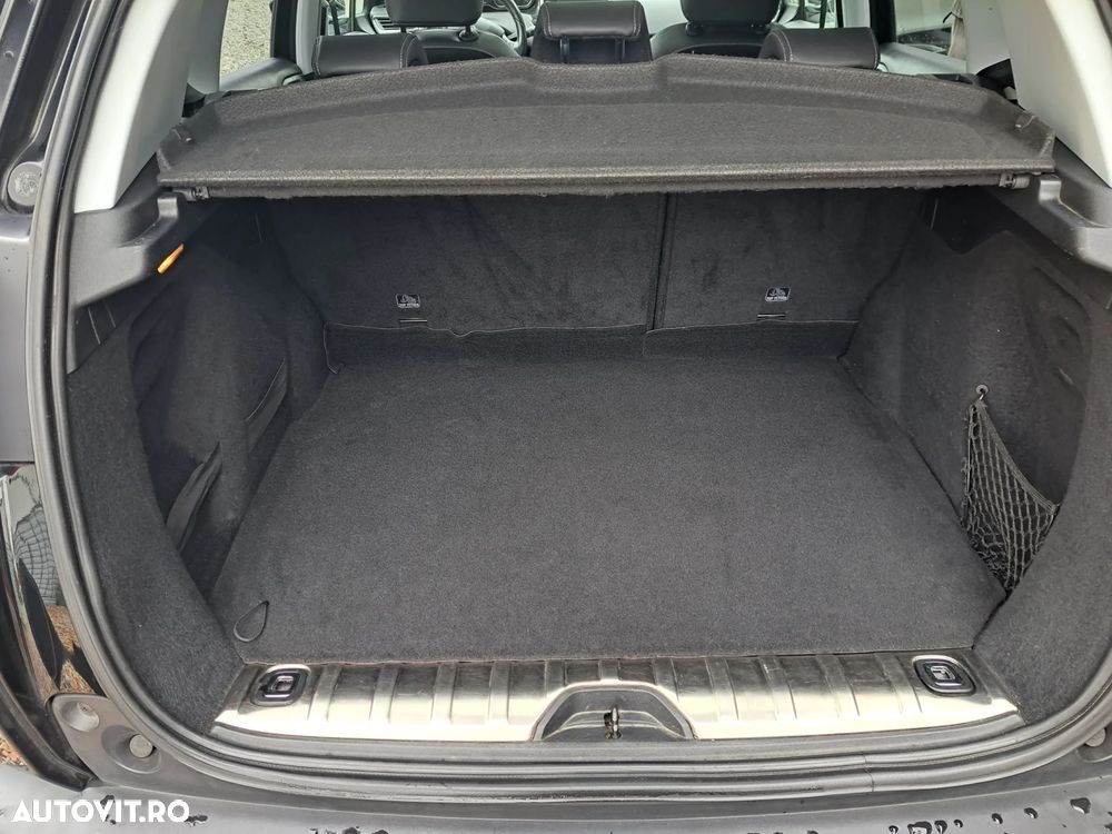 Peugeot 2008 1.2 L PureTech Turbo S&S Allure - 14