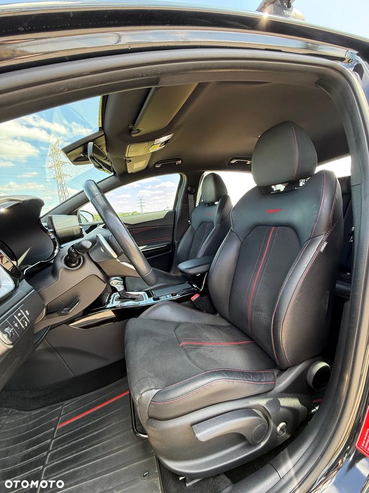 Kia ProCeed 1.6 T-GDI GT DCT - 11