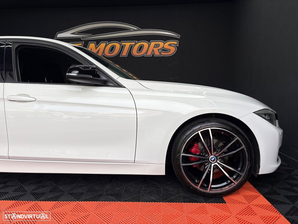 BMW 318 d Aut. Blue Performance Sport Line - 23