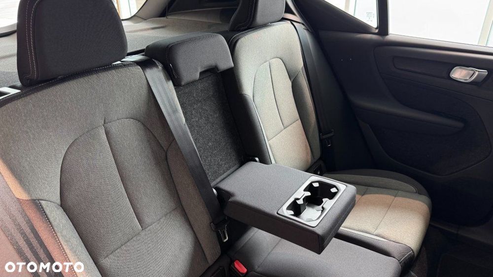 Volvo XC 40 - 12