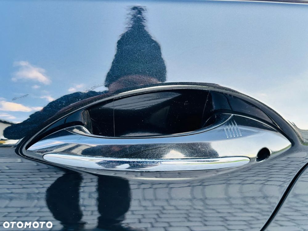 BMW Seria 5 520d xDrive - 25