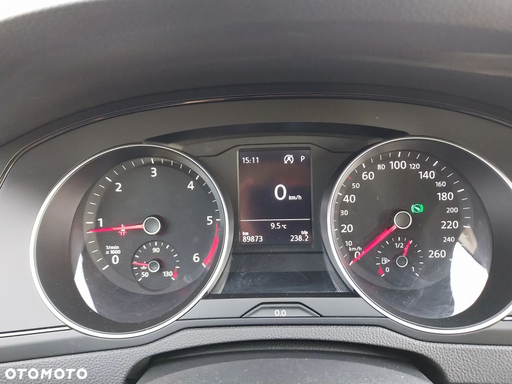 Volkswagen Passat 2.0 TDI EVO Elegance DSG - 11